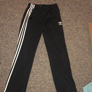 Adidas sweatpants